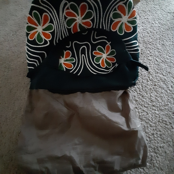 Vintage Embroided Boho ladies tote bag green with multi colour floral stitch - Picture 3 of 3